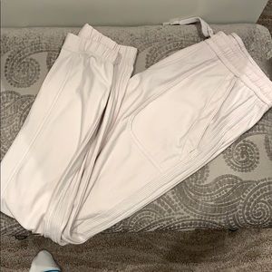 Athleta size 4 Farallon Jogger khaki